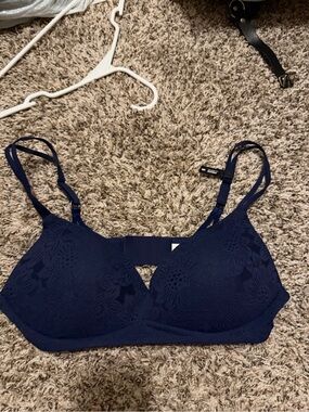 aerie Navy Blue Floral Lace Wireless Bra